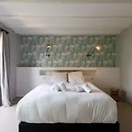 Milady Keyweek With Pool Ocean Views In *