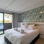 Milady Keyweek With Pool Ocean Views In Willa *