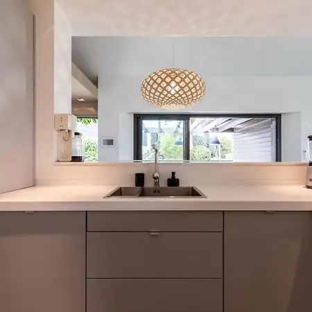 Milady Keyweek With Pool Ocean Views In *