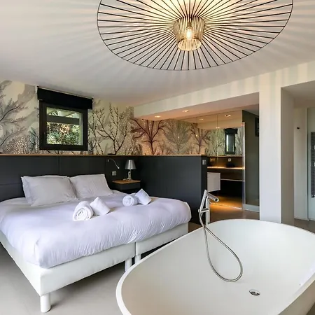 Milady Keyweek With Pool Ocean Views In * Μπιαρίτζ