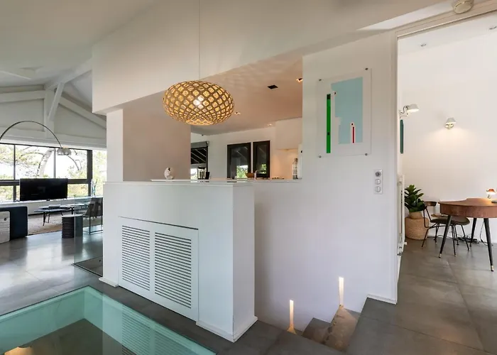 빌라 Milady Keyweek With Pool Ocean Views In 비아히쯔