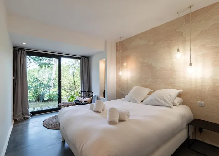 빌라 Milady Keyweek With Pool Ocean Views In