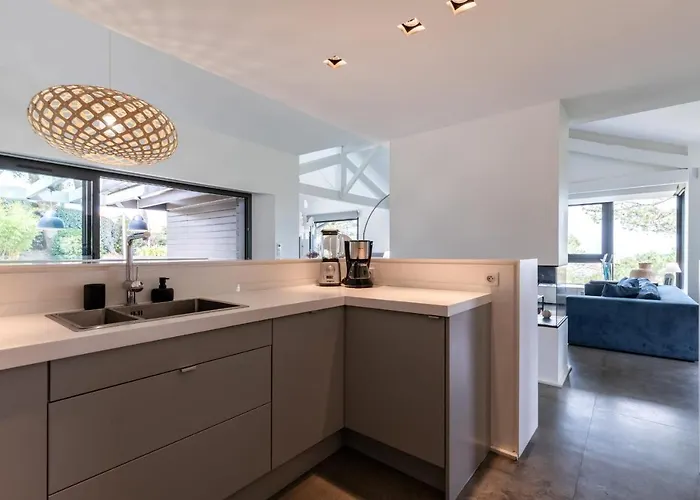 Milady Keyweek With Pool Ocean Views In Μπιαρίτζ