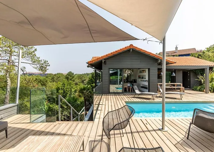 Milady Keyweek With Pool Ocean Views In 빌라