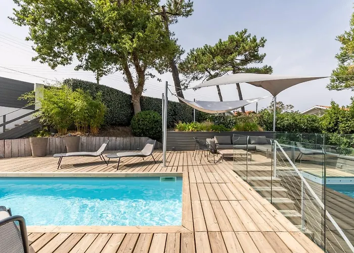 Milady Keyweek With Pool Ocean Views In 빌라 *