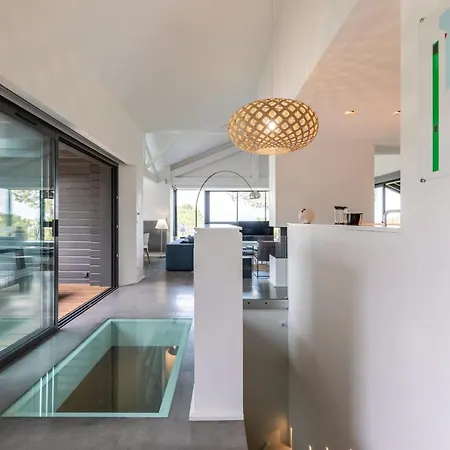 Milady - Ocean View With Pool & Ac